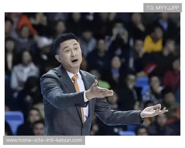 王洪泽获杜锋战术信任 18岁小将成广东锋线重要轮换选择 王洪泽获杜锋战术信任 18岁小将成广东锋线重要轮换选择